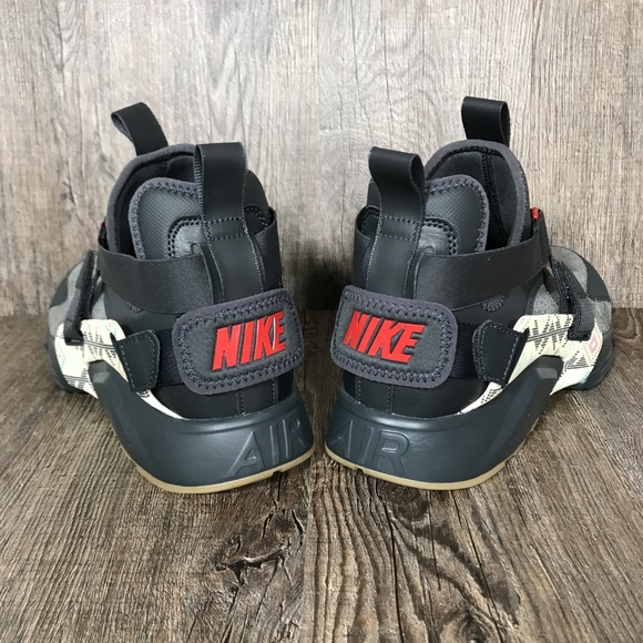 Nike Air Huarache City Utility Premium 'N7' Women - Picture 4 of 8